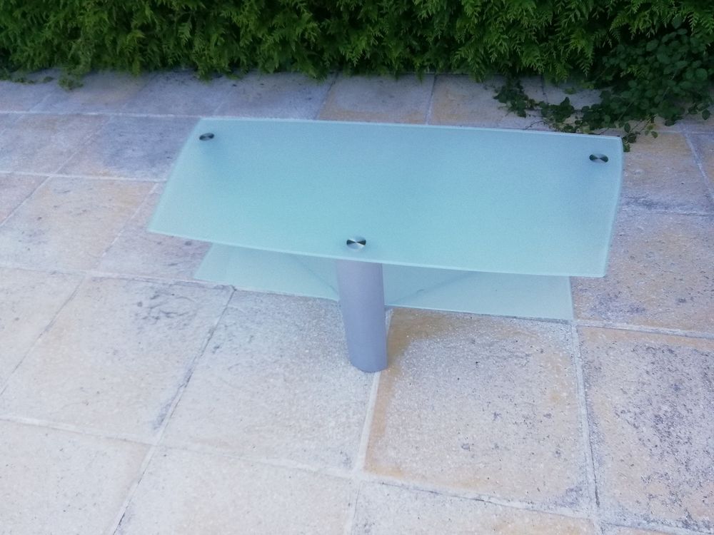 Table basse de t&eacute;l&eacute;vision Meubles
