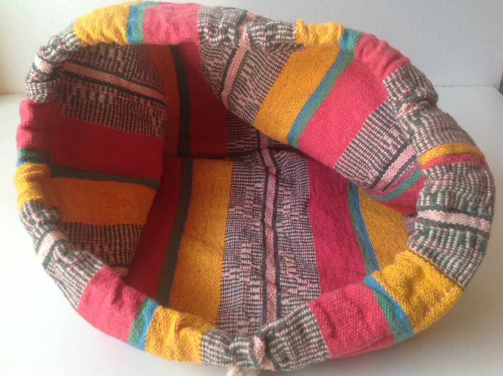 SAC EN TOILE &Agrave; MOTIF PAR BANDES COLOR&Eacute;ES Envoi Possible
Maroquinerie