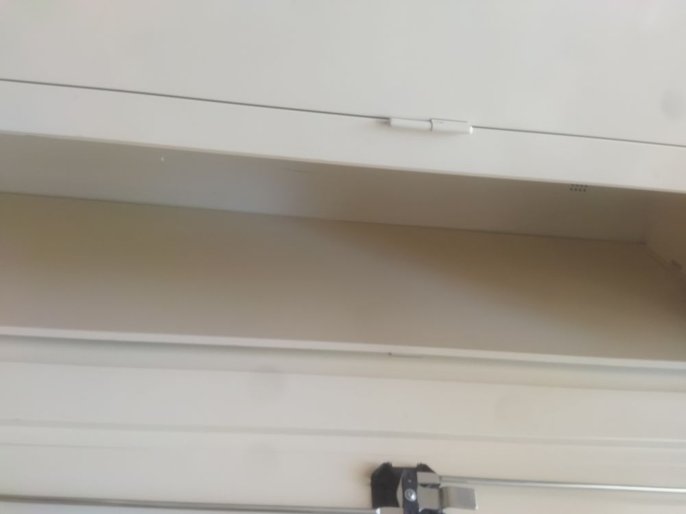 Bonjour meuble Vinted en bonne &eacute;tat 
A venir voir sur place Meubles
