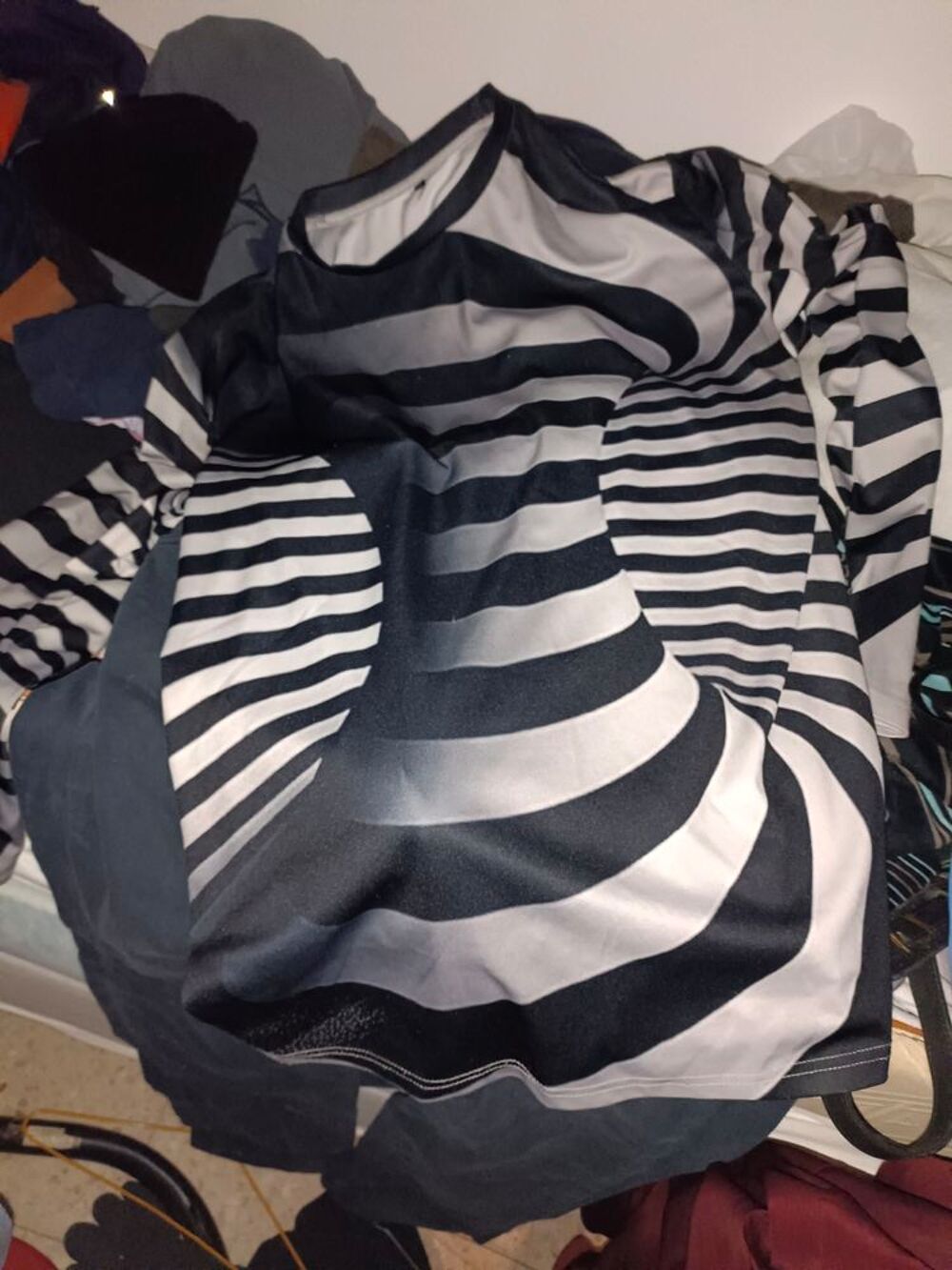 t-shirt psych&eacute;d&eacute;liques Vêtements