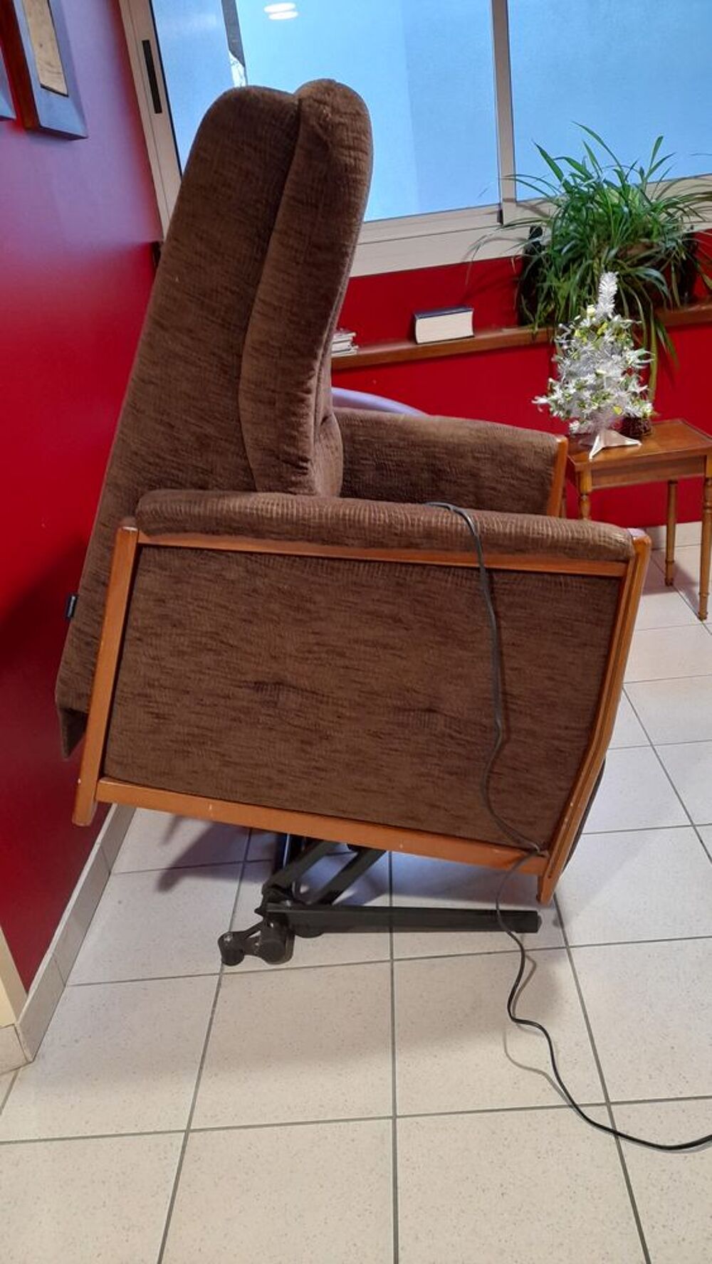 Fauteuil releveur &eacute;lectrique Meubles