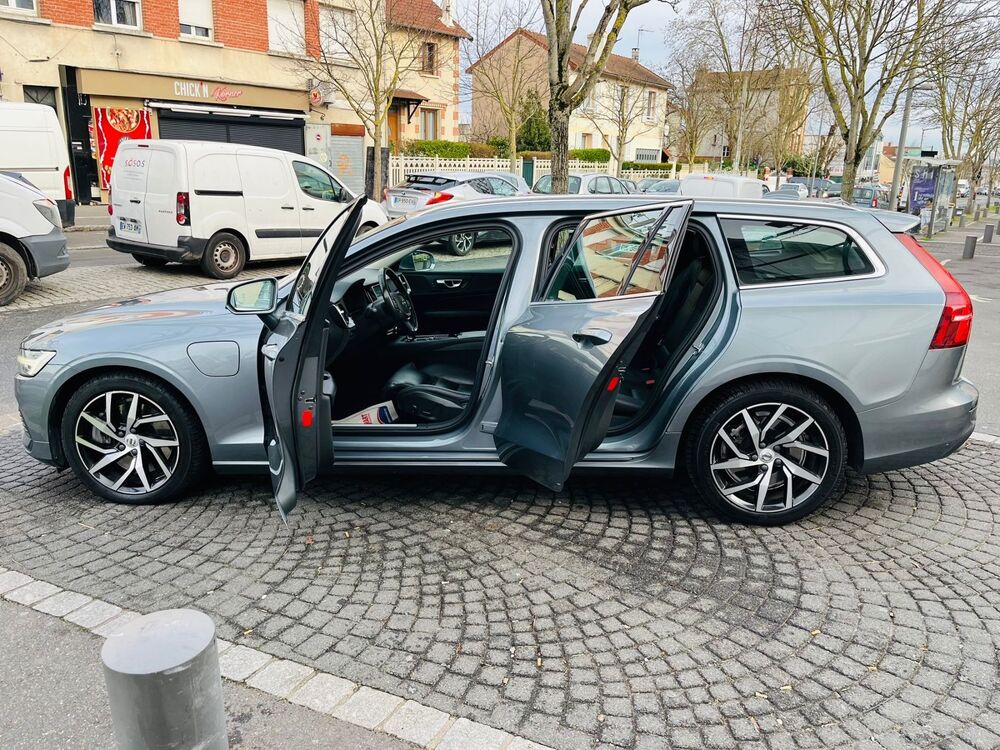 V60 T8 Inscription Luxe - 2.0 T Bva8 396cv - Plug in Hybride 50k 2019 occasion 78800 Houilles