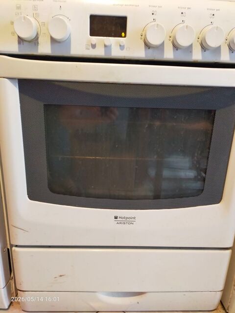 Gazinière CX65SFA(w) F Hotpoint - Ariston Aix-en-Provence (13)
