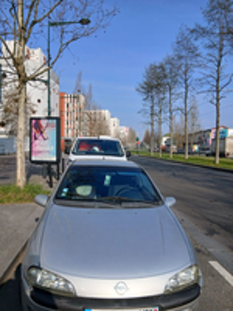 Tigra 1.6i 16V 1998 occasion 93800 &Eacute;pinay-sur-Seine