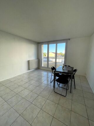  Appartement à louer 3 pièces 60 m² Pessac