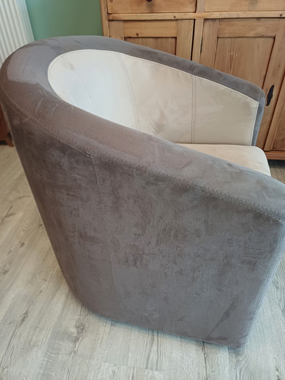 Fauteuil ch&acirc;teau d'ax Meubles