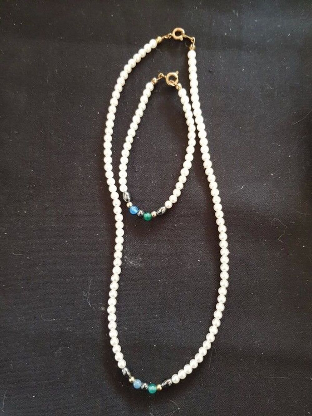 Collier et bracelet perle et pierre neuf collier 41 cm brace Bijoux et montres