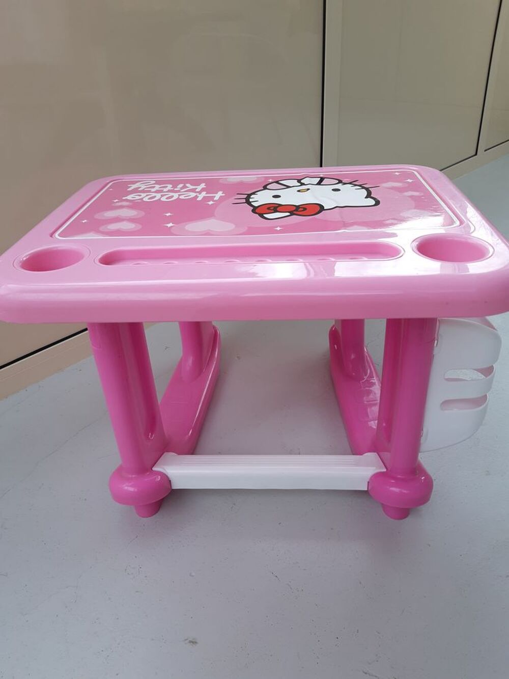 Bureau Enfant "HELLO KITTY" Rose. Mobilier enfants