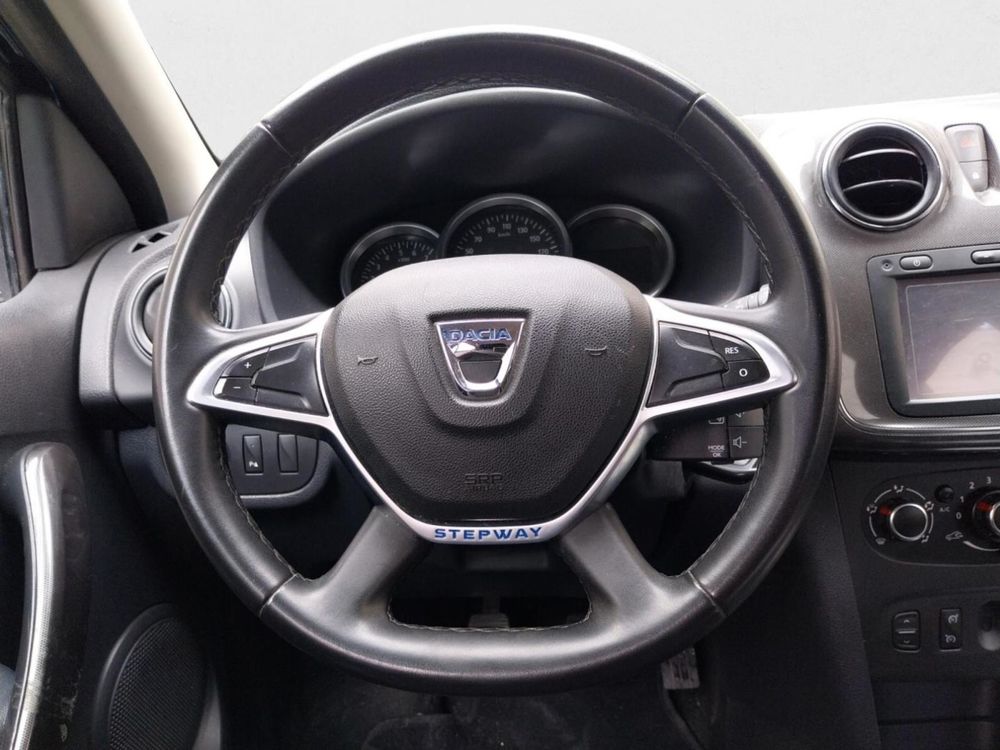 Sandero Blue dCi 95 SL Techroad 2018 occasion 92120 Montrouge