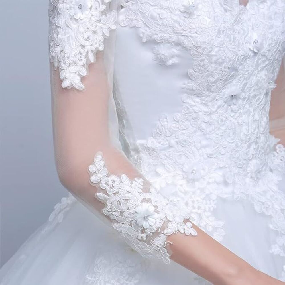 Robe de mari&eacute;e neuve Vêtements