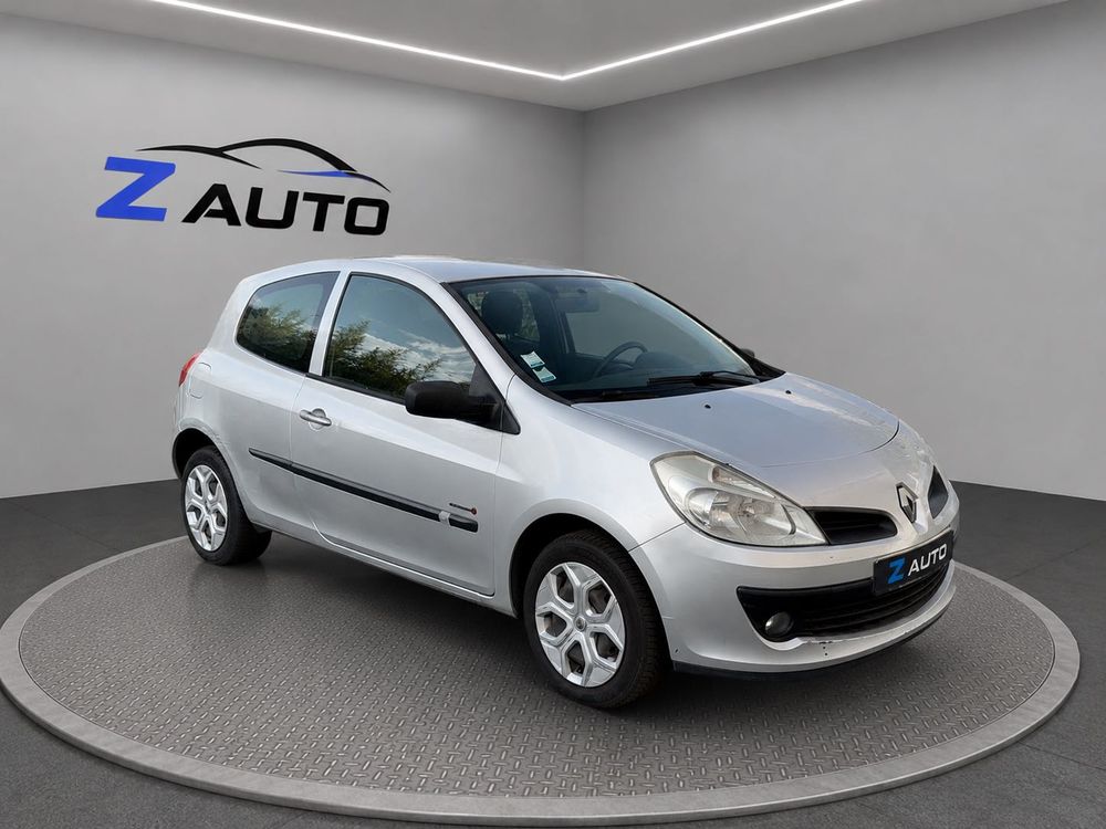 Clio III Clio 1.2 16V 75 Privil&egrave;ge 2008 occasion 44470 Carquefou
