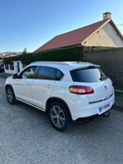 4008 1.6 HDi STT 115ch BVM6 Style 2016 occasion 42000 Saint-&Eacute;tienne