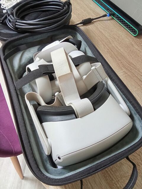 Casque VR Occulus Quest 2 250 Marseille-en-Beauvaisis (60)