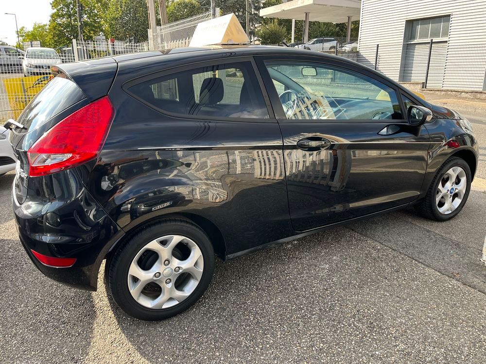 Fiesta 1.4 TDCi 70 FAP Titanium 2011 occasion 42700 Firminy