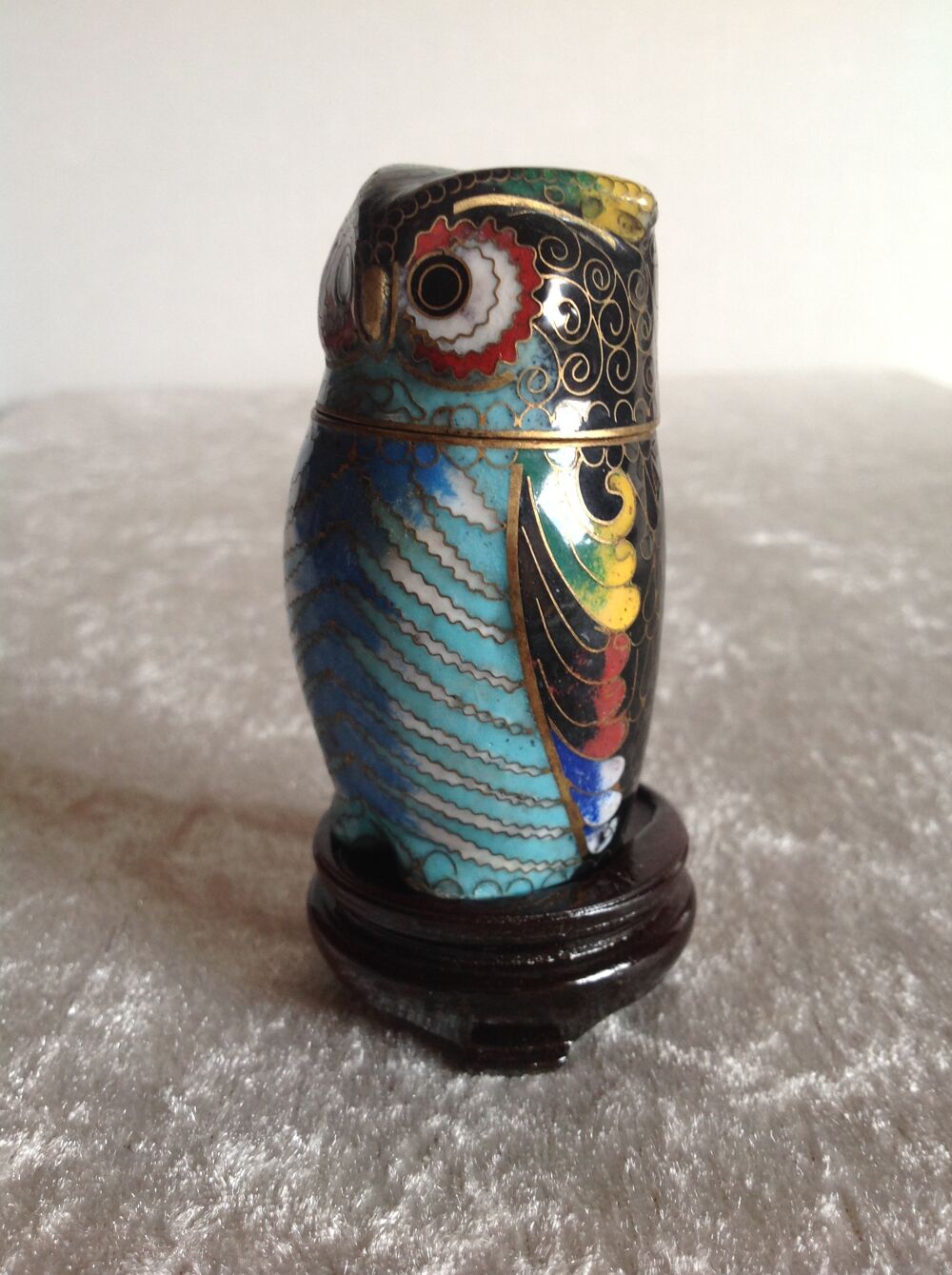 CHOUETTE EN LAITON CLOISONN&Eacute;E SUR SOCLE Envoi Possible
Décoration