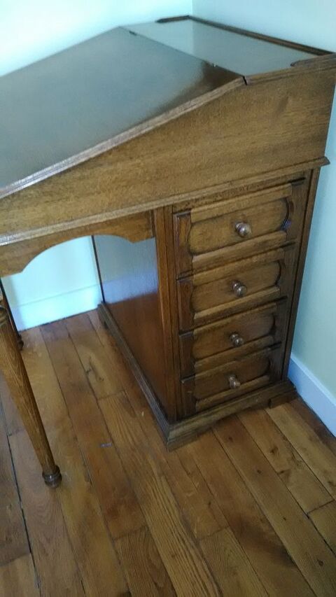 Secrtaire bureau 250 Paris 11 (75)