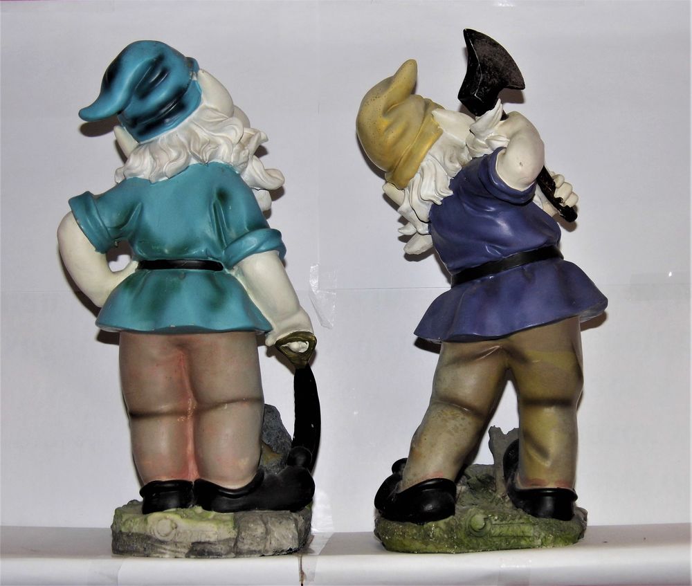 Paire de nains de jardin vintage statues r&eacute;sine num&eacute;rot&eacute;s hache scie Décoration