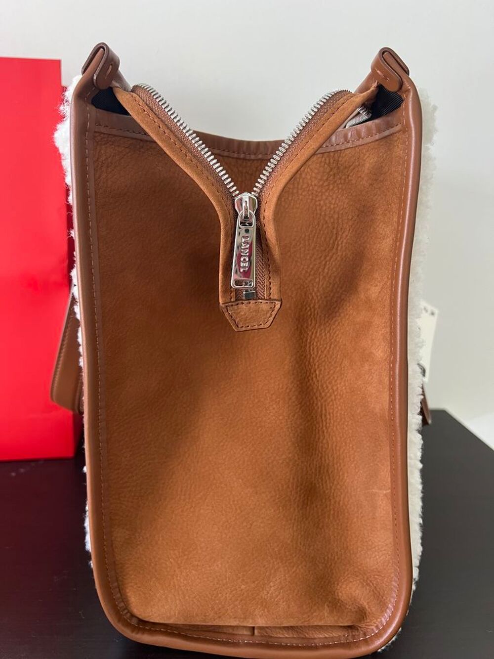 Lancel Tote sac cabas zippe mouton Maroquinerie
