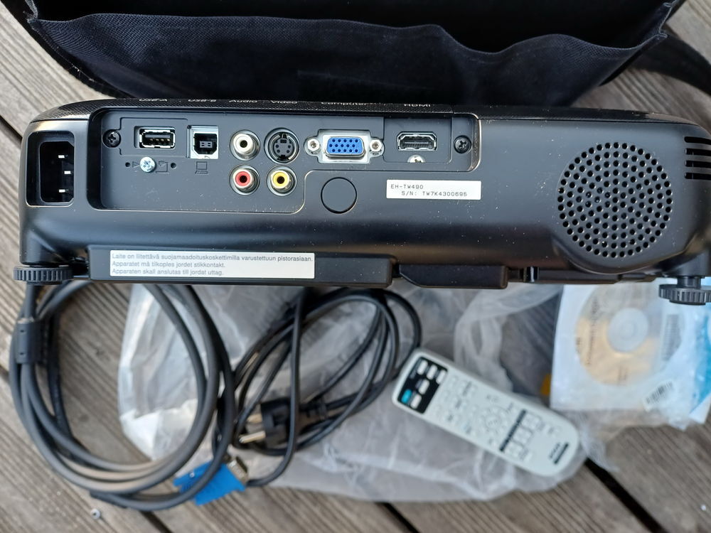 Vid&eacute;o projecteur EPSON EH-TW490 &eacute;tat neuf Photos/Video/TV