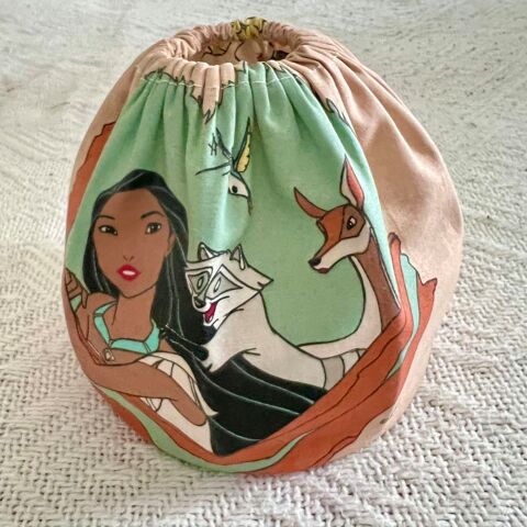 Abat-jour Poncahontas Disney 8 Nantes (44)