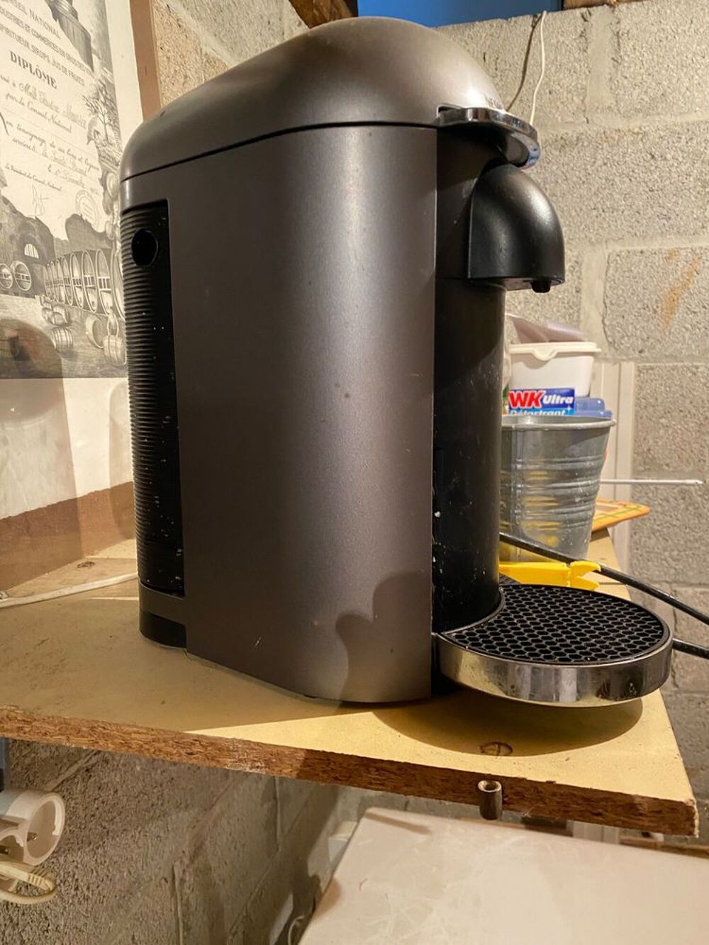 CAFETIERZE NESPRESSO A CAPSULE Electroménager