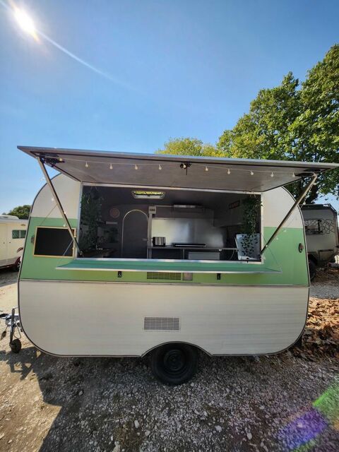 Camion magasin Camion magasin 2025 occasion Hyères 83400