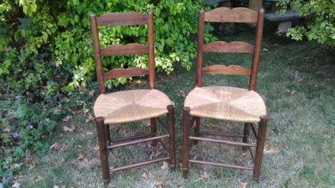 lot de 2 chaises rustiques bon �tat 15 Les Brouzils (85)