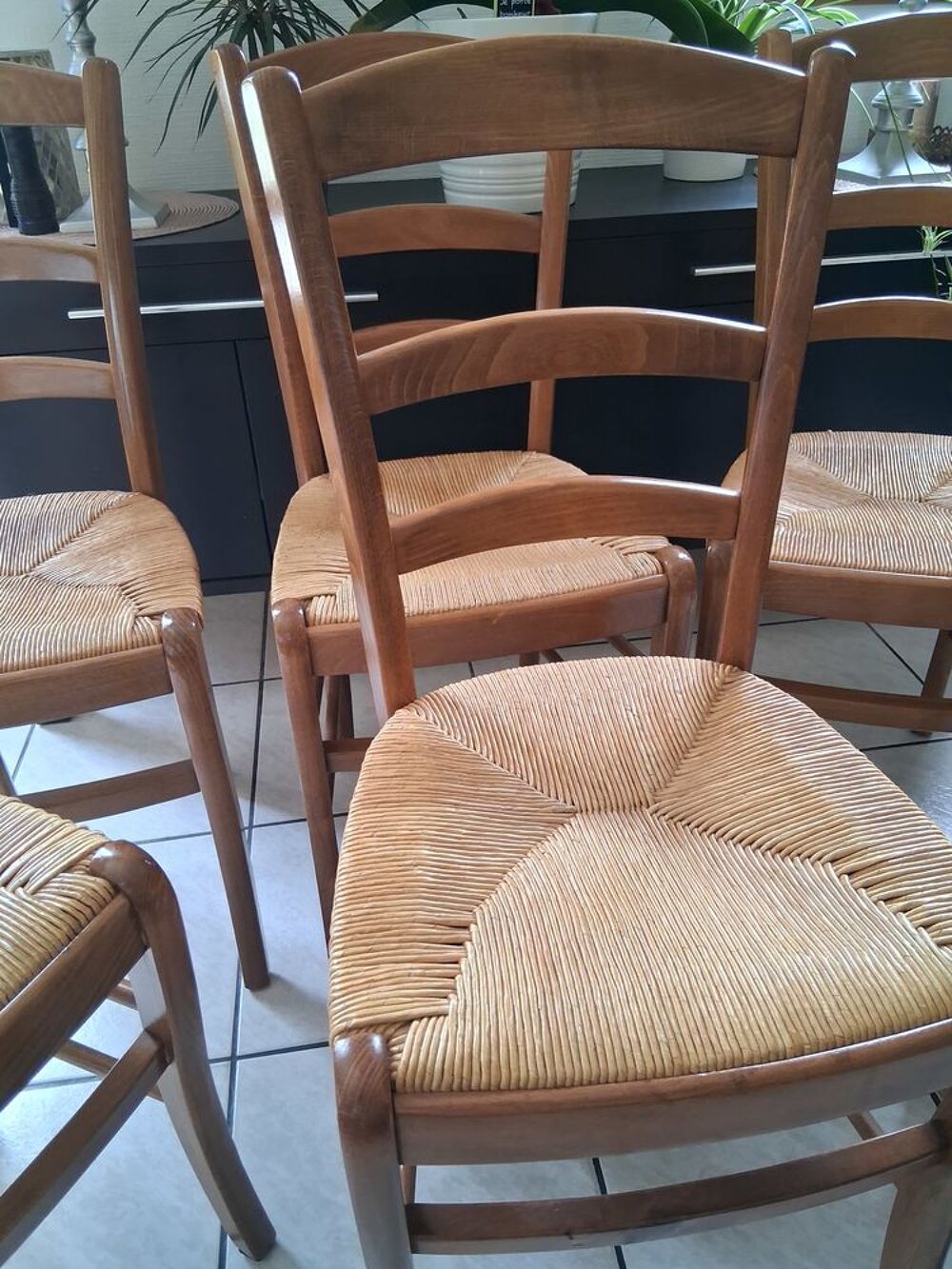 Lot 6 chaises en bois Meubles