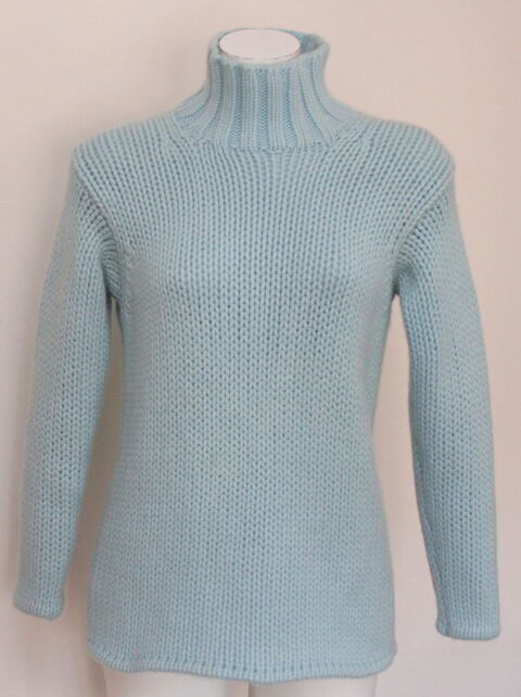 Pull cachemire bleu glacier FEDELI T.M
T.38/40 Fr 400 Issy-les-Moulineaux (92)