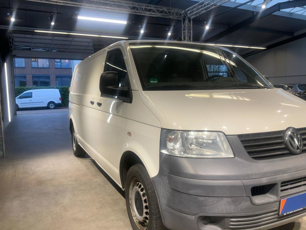 Divers Volkswagen T5 Transporter 2.5 TDI LONG 2009 occasion 44320 Saint-P&egrave;re-en-Retz