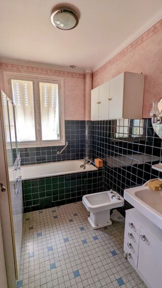 Maison  vendre 10 pices 270 m