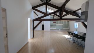  Appartement à louer 4 pièces 108 m²