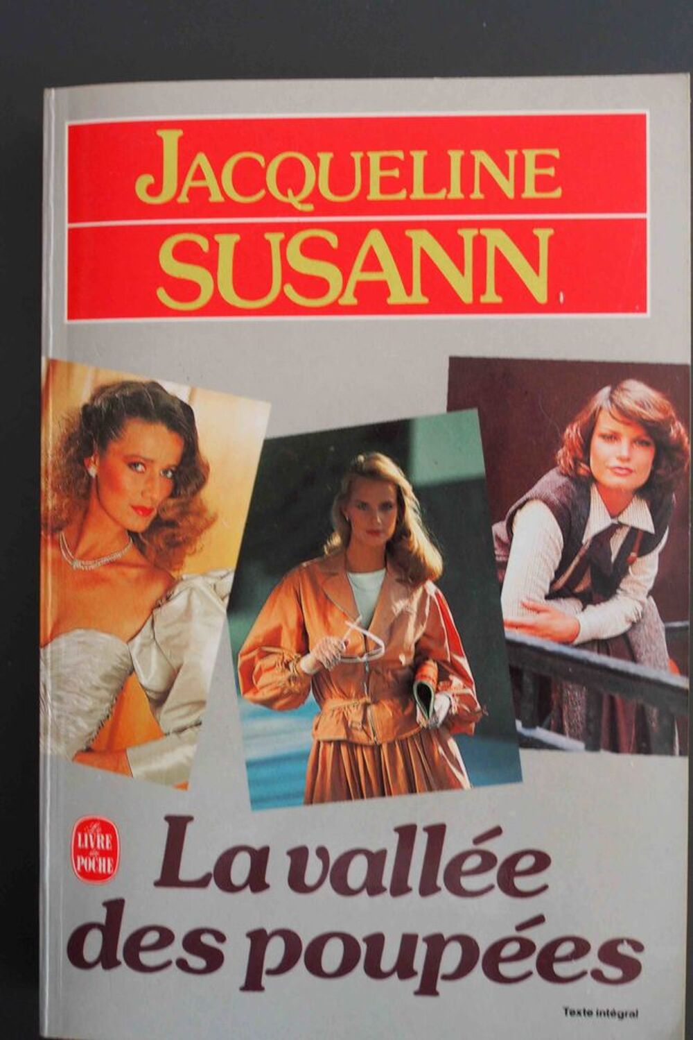 La vallee des poupees Jacqueline SUSANN Livres et BD