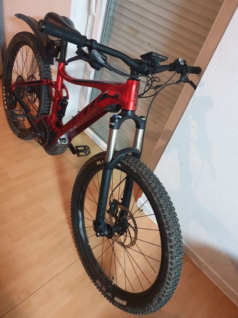 Velo Giant Stance Electrique Vélos