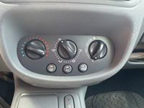 Clio II CLIO SOCIETE 1.9 D - 55 2000 occasion 95610 &Eacute;ragny