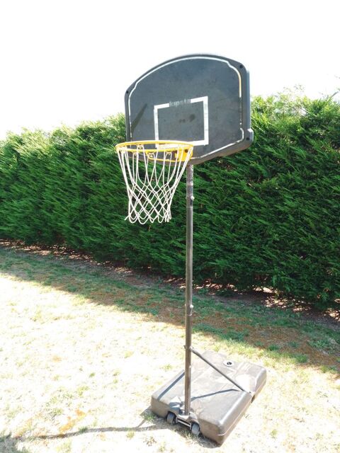 PORTANT BASKETBALL junior B200 DECATHLON 25 Lentigny (42)