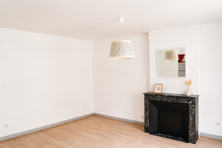  Appartement à louer 2 pièces 38 m²