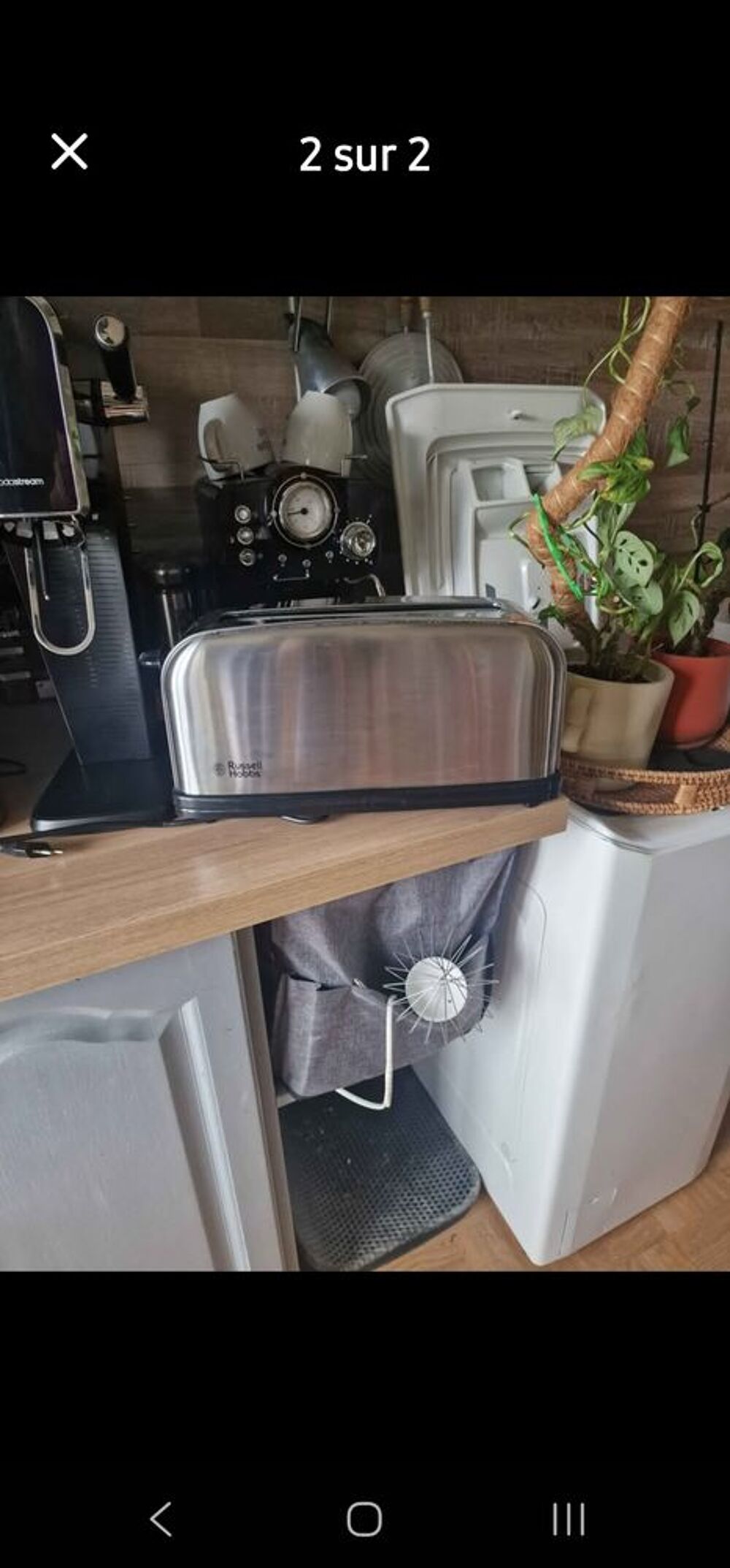 Grand grille-pain en inox vous pouvez mettre une demi-baguet Electroménager