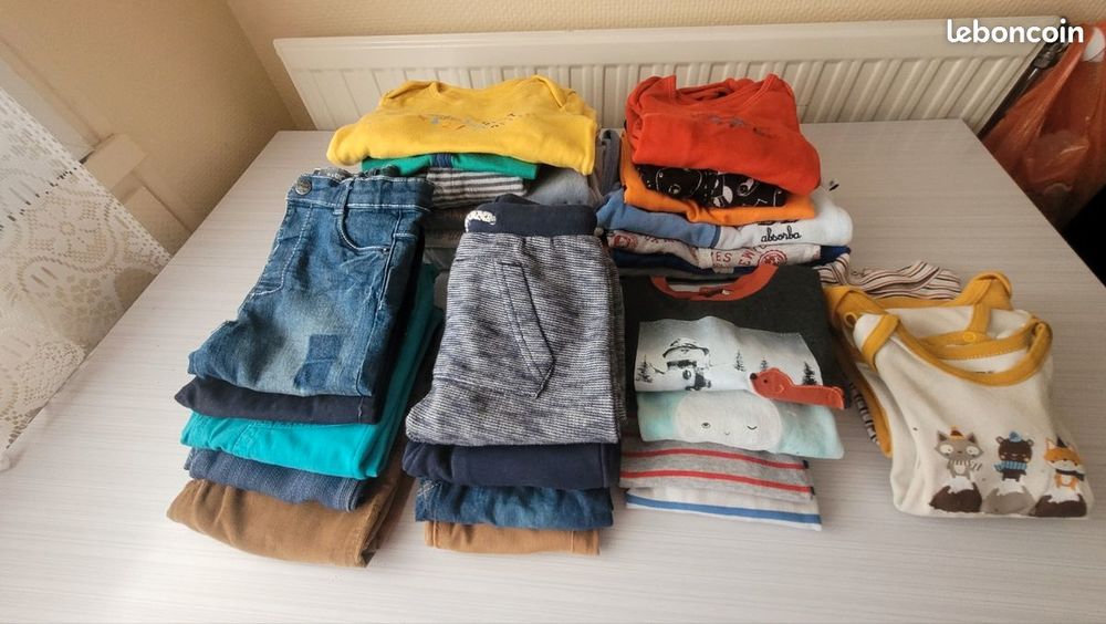 Lot v&ecirc;tements b&eacute;b&eacute; Gar&ccedil;on ( 12 mois ) Puériculture