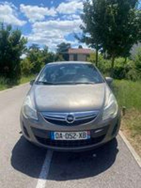 Corsa 1.4 - 100 ch Twinport Color Edition 2013 occasion 69570 Dardilly
