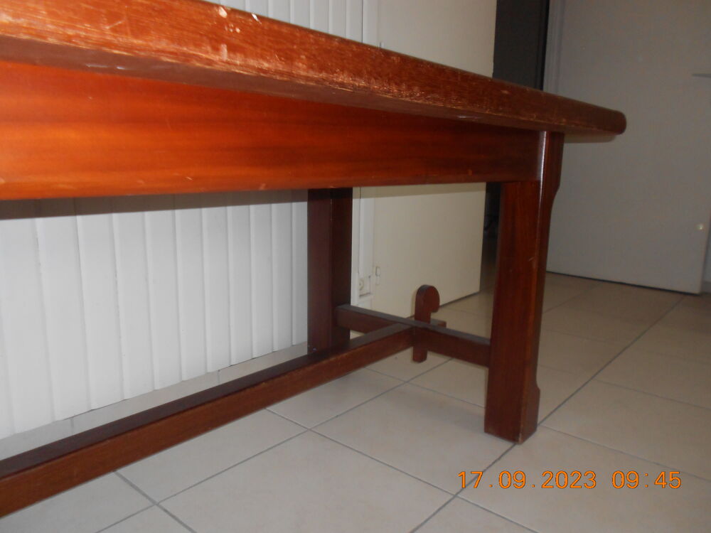 TABLE MERISIER MASSIF Meubles
