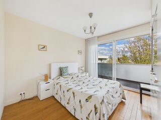  Appartement à vendre 7 pièces 136 m²