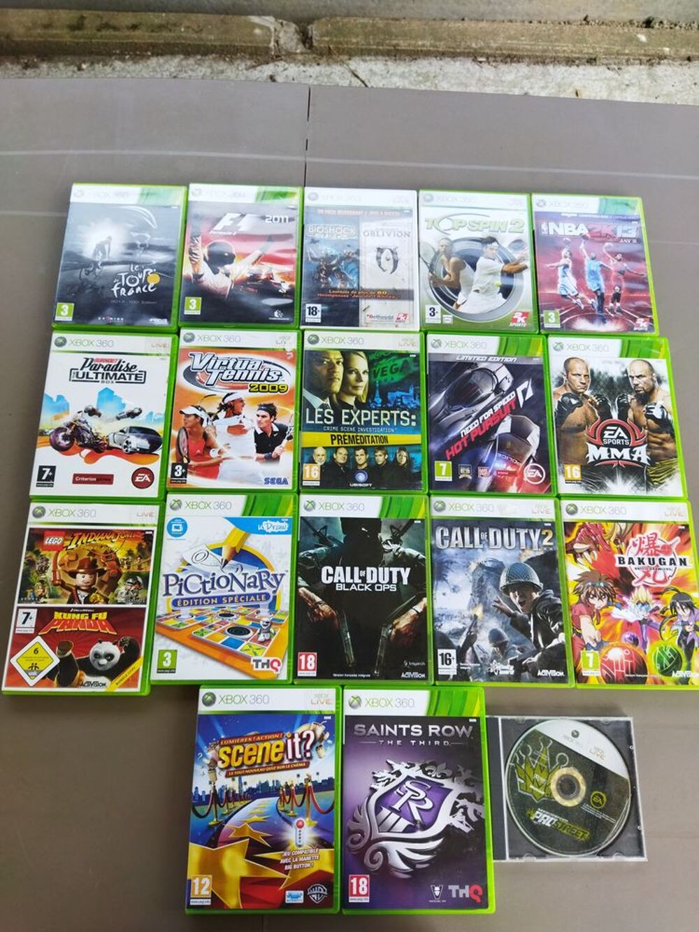 Xbox 360 slim 42 jeux et kinect Consoles et jeux vidéos