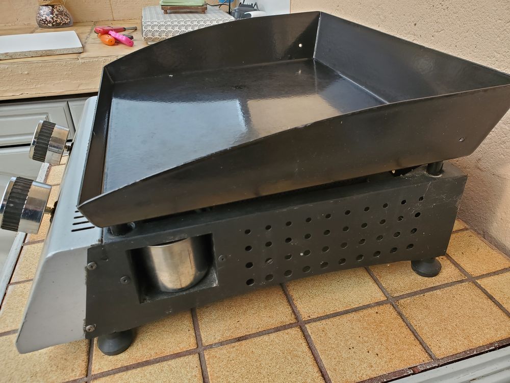 Plancha gaz + Meuble 3 compartiments + 2 Bouteilles de gaz Electroménager