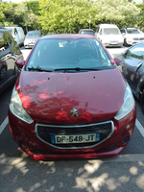 208 1.2 VTi 82ch BVM5 Active 2014 occasion 06000 Nice