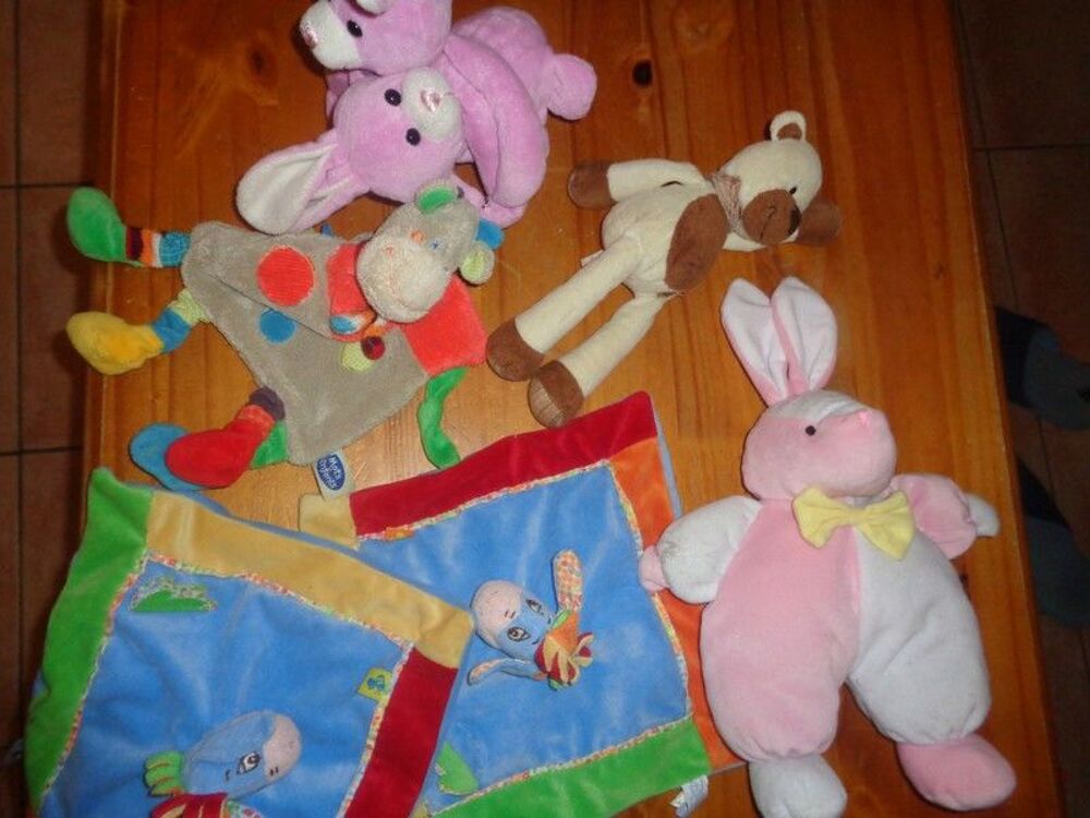 Doudous ou peluches &agrave; 2 euros l unit&eacute; en tbe Jeux / jouets