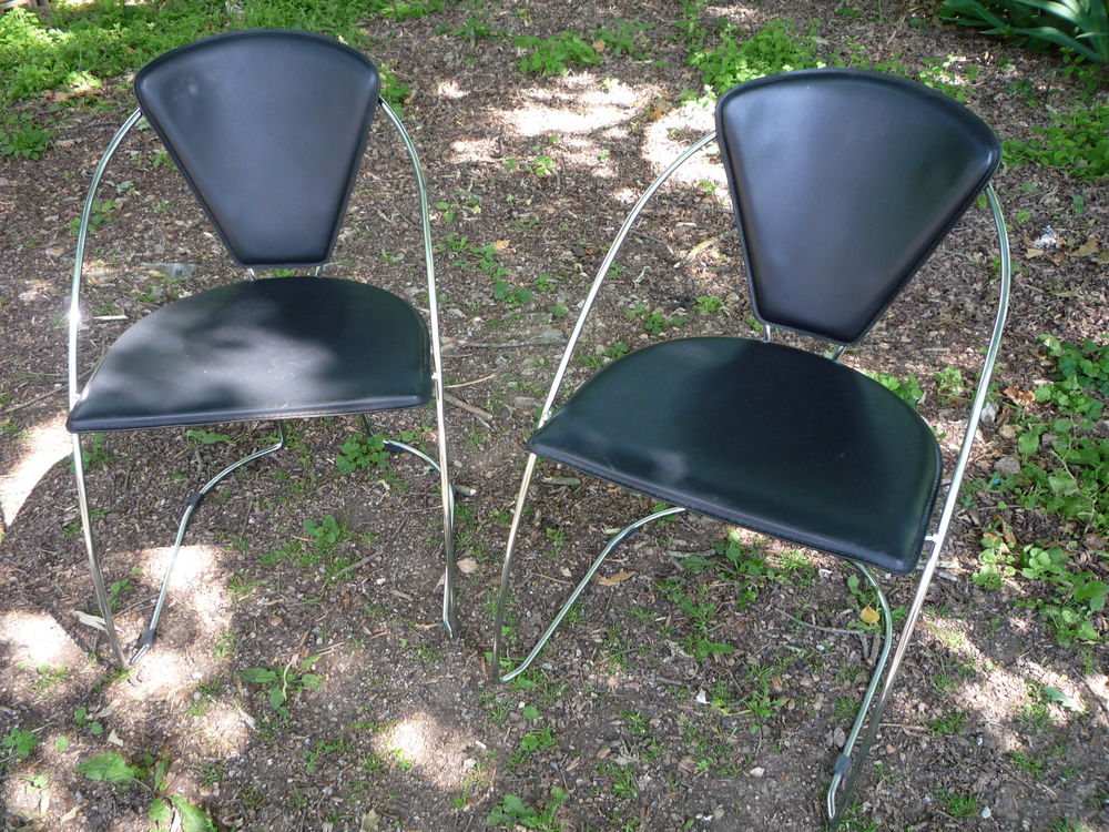 Paire de chaise moderniste Meubles