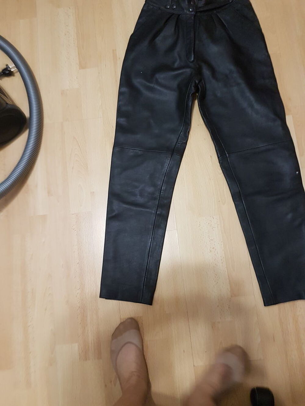 Pantalons en cuir v&eacute;ritable Vêtements