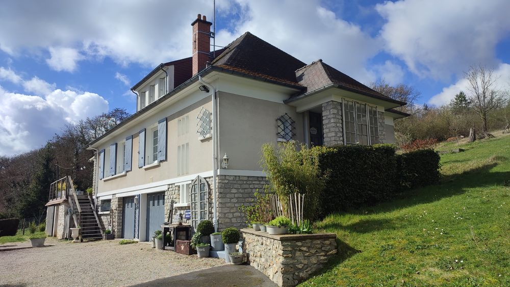 Vente Maison Bourgeoise 190m2 5 ch sur parc de 3800m2 Saclas Saint-cyr-la-rivière