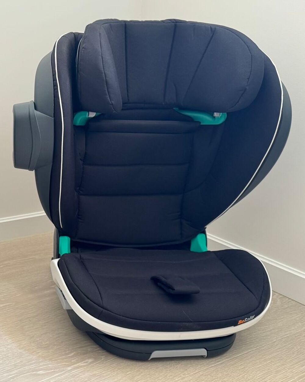 Si&egrave;ge auto BeSafe iZi Flex Fix i-Size Puriculture